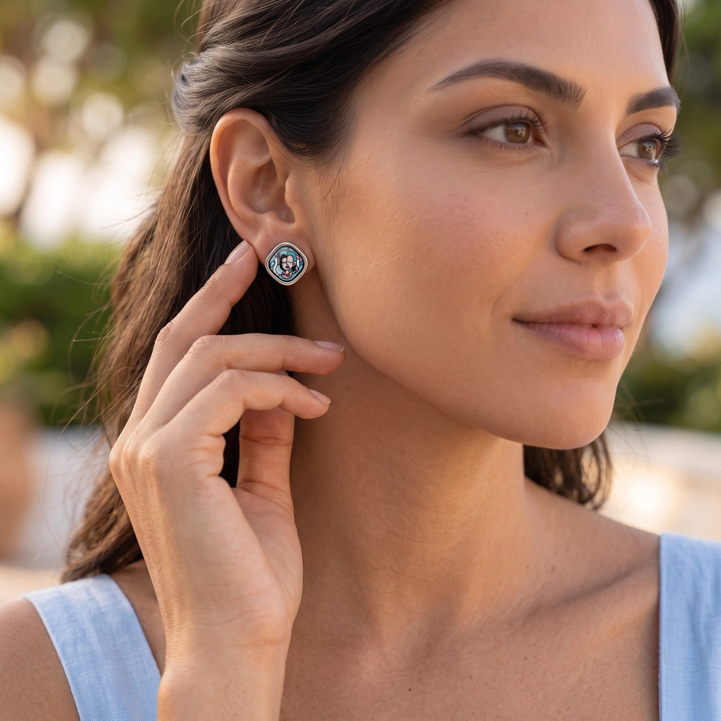 Square Gold Earrings "MuseGem"