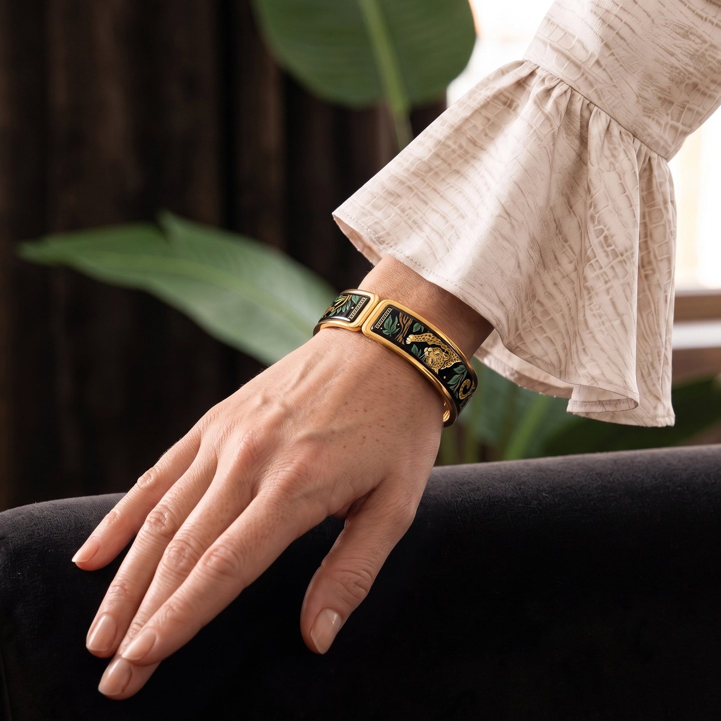 Enamel gold bracelet "Selva Dorada"